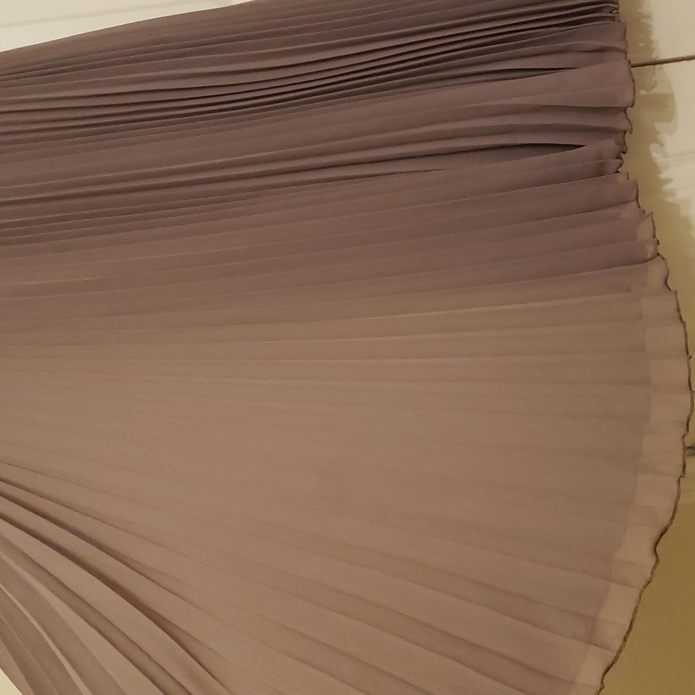 Vera Wang long pleated dress - Picture 3 of 5